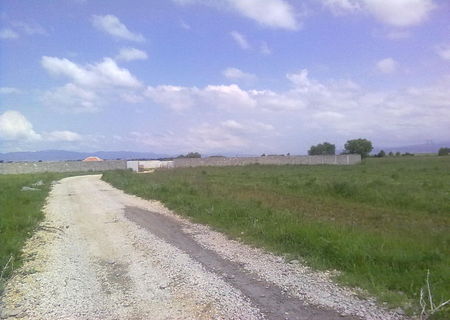 1 ha teren langa ocolitoarea Brasov, 5 euro/mp 1 ha teren langa ocolitoarea Brasov, 5 euro/mp