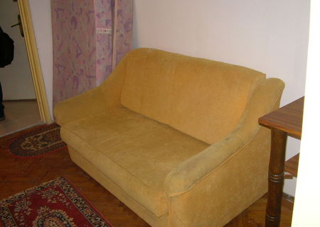 2 camere Diham inchirieri