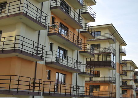 2 camere, Open Space, Bloc Nou, Metrou D. Leonida - 36 mp