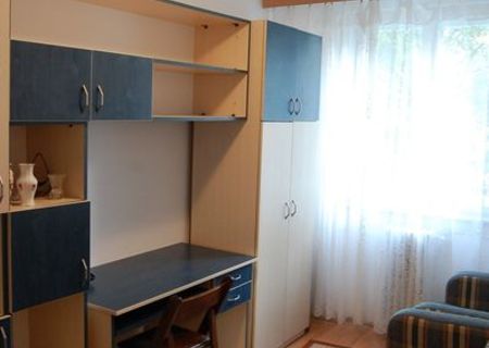 2 fete căutăm colegă în apartament cu 3 camere