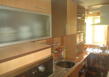 3 camere la doar 110.000 lei