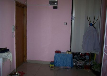 4 camere zona FIZICIENILOR