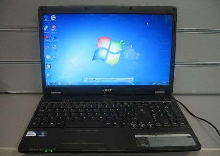 Acer extensa 5235