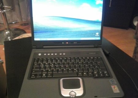 Acer Travelmate 240