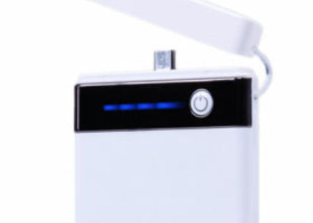 Acumulator Extern Micro USB, Nokia, BlackBerry, 1200mAh, White Acumulator Extern Micro USB, Nokia, BlackBerry, 1200mAh, White