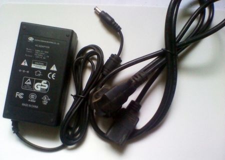 Adaptor AC-DC 12V 4.0 A (Sursa de alimentare ptr.Dreambox)