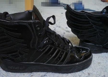 Adidasi ADIDAS Jeremy Scott 2.0