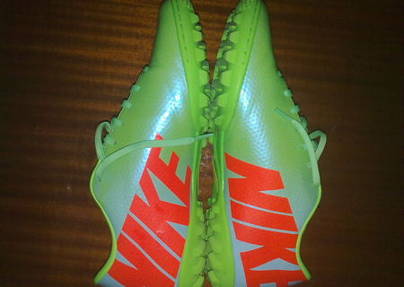 Adidasi fotbal sintetic Adidasi fotbal sintetic