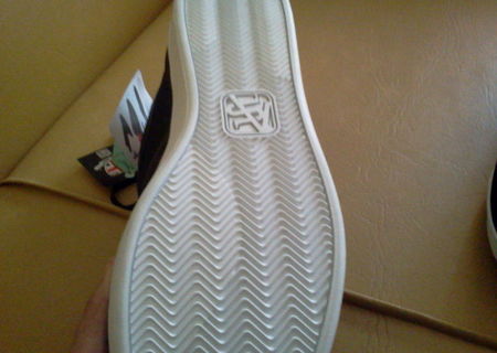 Adidasi less sleep more skate airspeed Adidasi less sleep more skate airspeed
