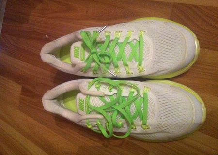 Adidasi Nike