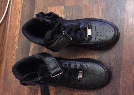Adidasi Nike Air Force 1 Negri PERECHE UNICA MĂRIMEA 36
