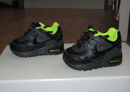 Adidasi Nike Air Max Skyline Baby de vanzare