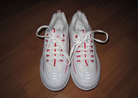Adidasi Walkmaxx Sporty originali, noi, masura 40