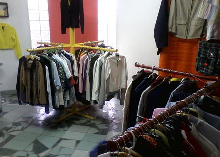 Afacere completa haine second hand Afacere completa haine second hand
