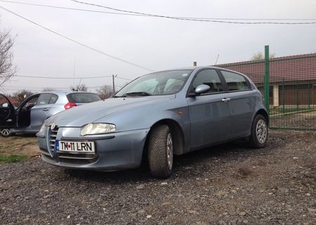 Alfa romeo 147,2004
