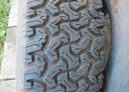 Anvelope 4x4 aproape noi 31/ 10,5 r15