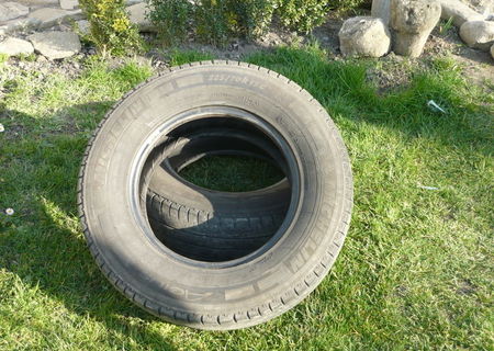 Anvelope Vara Michelin 225 / 70 / 15 C