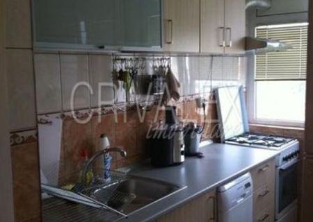 AP 2 CAMERE DRISTOR METROU - BABA NOVAC