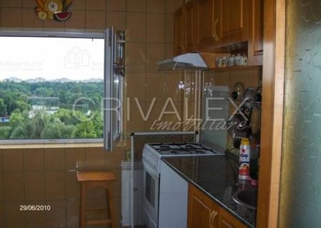 AP 3 CAMERE B.DUL TINERETULUI