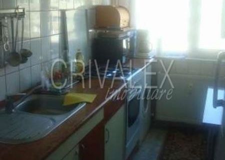 AP 3 CAMERE CAMIL RESSU PIATA RAMNICU SARAT