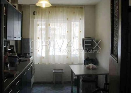 AP 3 CAMERE IANCULUI VICTOR MANU