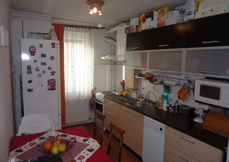 ap. cu 3 camere, decomandat, finisat modern, gheorgheni ap. cu 3 camere, decomandat, finisat modern, gheorgheni