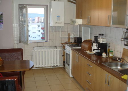 ap. cu 3 camere, finisat modern in manastur, decomandat ap. cu 3 camere, finisat modern in manastur, decomandat