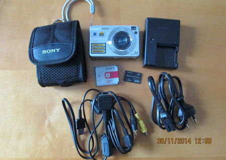 Aparat foto digital SONY Cyber-shot DSC-W120 S