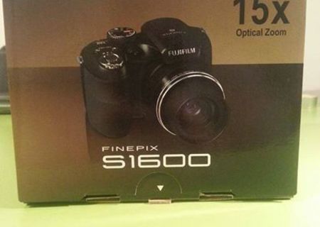 aparat foto Fujifilm FINEPAX S1600