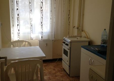 apart 2cam cf1 54mp zona nord langa biserica