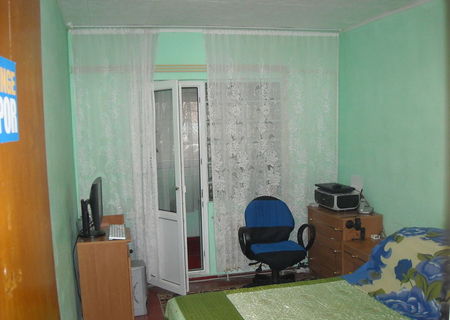 Apartamenr 4 cam. Sos.Pantelimon - Cora-Liceul Lucian Blaga