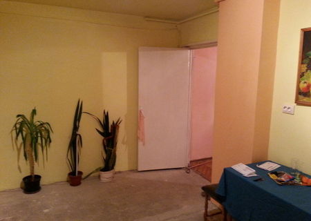 apartament 2 cam semidecomandat