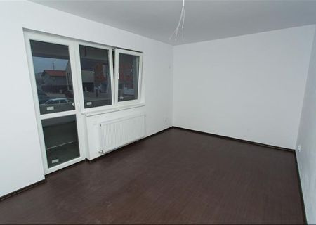 Apartament 2 camere, 39.000 E, decomandat Apartament 2 camere, 39.000 E, decomandat