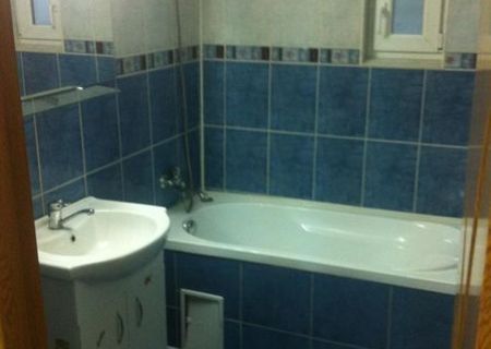 Apartament 2 camere, Centru Civic, 200 euro