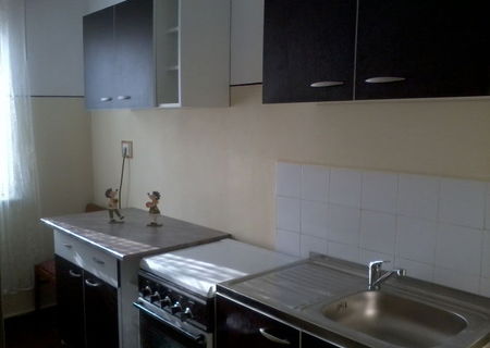 Apartament 2 camere Dacia-Intersectie , inchiriere pe termen lung