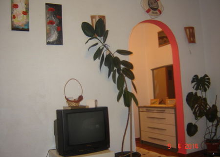 Apartament 2 camere de inchiriat