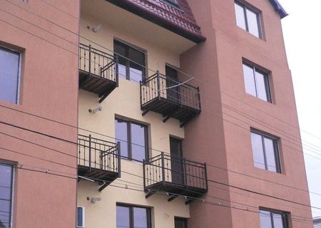 Apartament 2 camere de vanzare