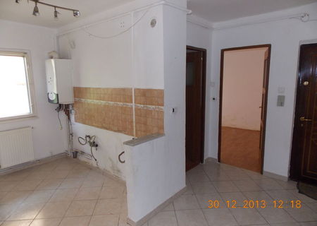 Apartament 2 camere decomandat