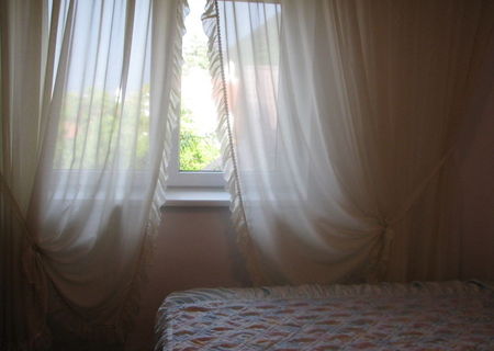 Apartament 2 camere, Hărmanului, 220 euro