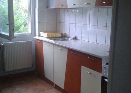 apartament 2 camere in zona astra