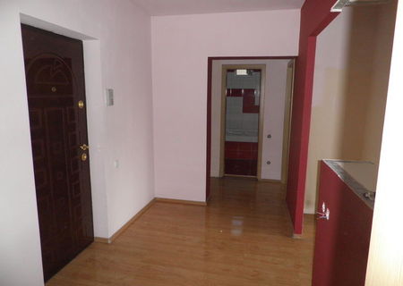 Apartament 2 camere NOUA 70Mp,dec 35000e,et1