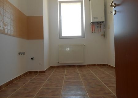 Apartament 2 camere, Pacurari, amenajat de lux, bloc 2013, finalizat Apartament 2 camere, Pacurari, amenajat de lux, bloc 2013, finalizat