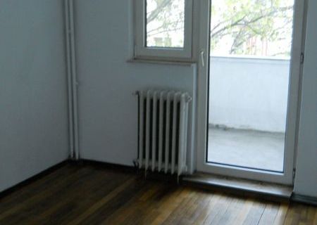 Apartament 2 camere, Răcădău, 250 euro