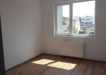 Apartament 2 camere spatios, etaj intermediar, apropiere metrou