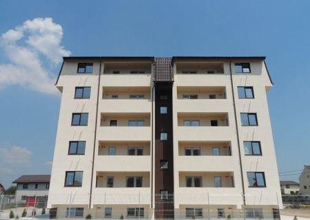 Apartament 2 camere total decomandat, balcon generos