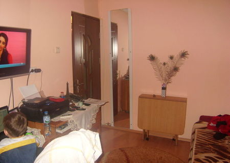 apartament 2 camere,trivale 18.000 euro
