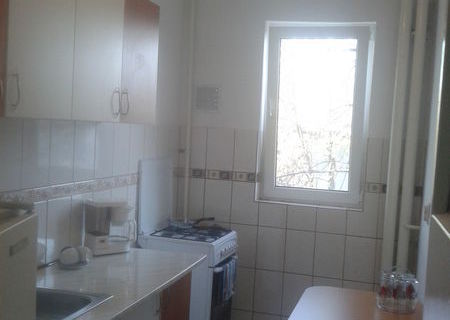 apartament 2 camere zona Mihai Bravu - Spital Victor Babes