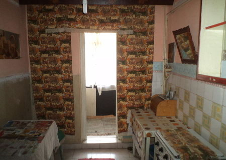apartament 2cam, decomandat, et 2, zona galata