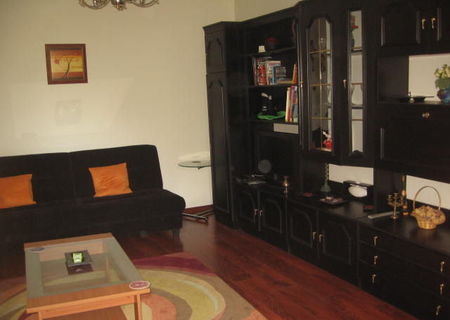 apartament 2camere de inchiriat