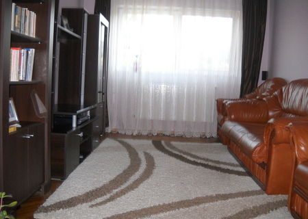 Apartament 3 camere